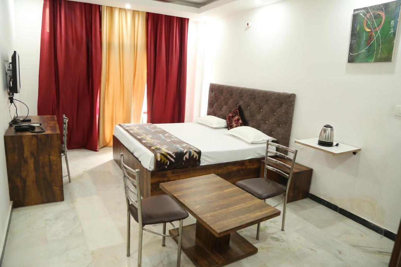 Shanti Residency New Delhi Exterior photo